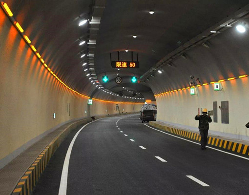 隧道指向性強聲應急廣播解決方案